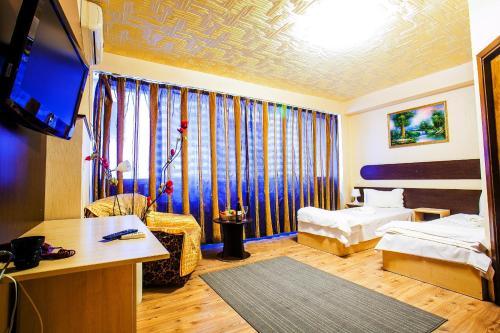 Hotel Charter Otopeni