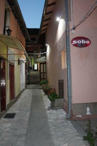 Hostal Guest House Sreder