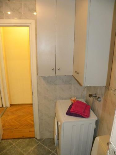 Hyde-park Apartment