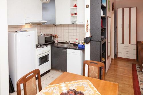Apartments Leon