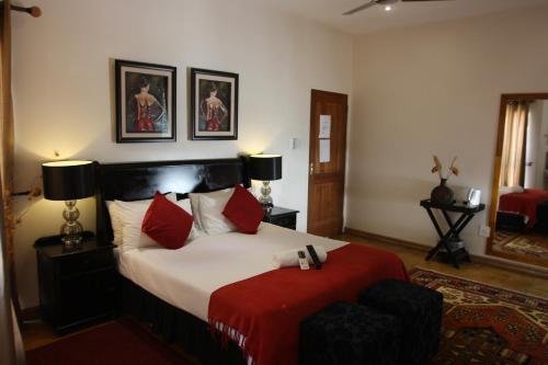 Bed & Breakfast Khayalami Lodge