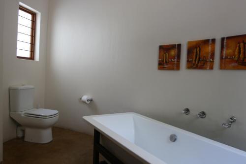 Bed & Breakfast Khayalami Lodge
