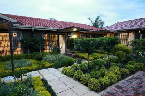Hostal Avalon Guest Manor