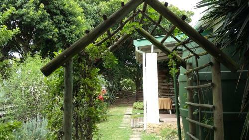Hostal Falcon Crest Self Catering Cottages
