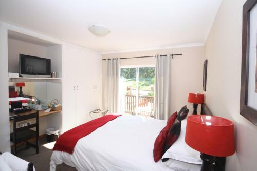 Hostal Marren House