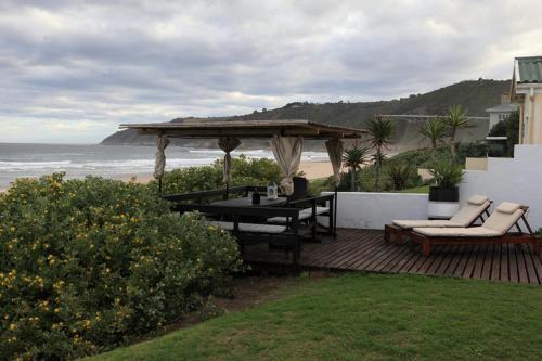 Wilderness Beach Cottage