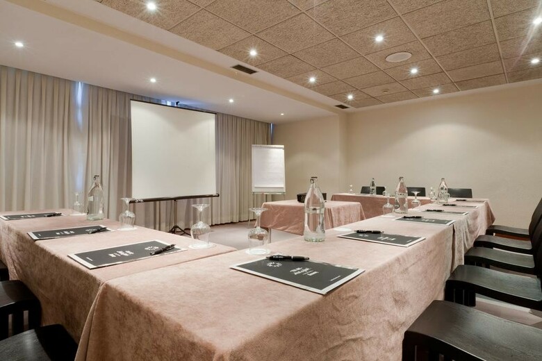 Hotel Senator Barajas