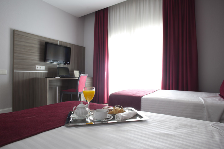 Hotel Serrano