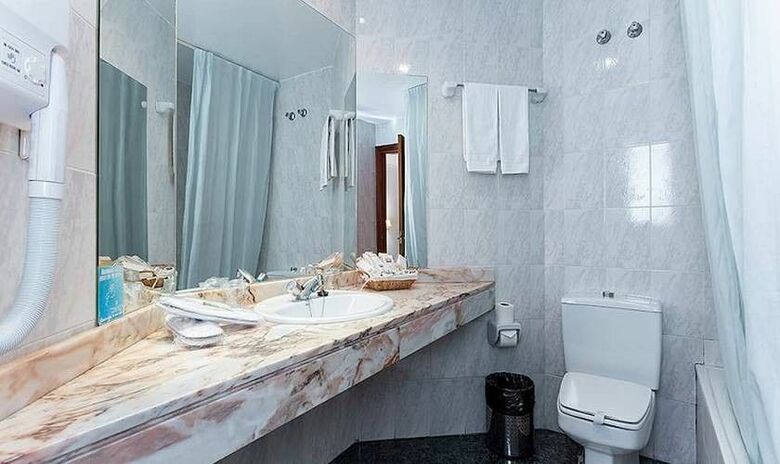 Hotel Abades Loja