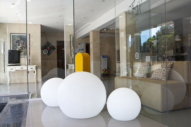 Playamar Hotel & Apartments