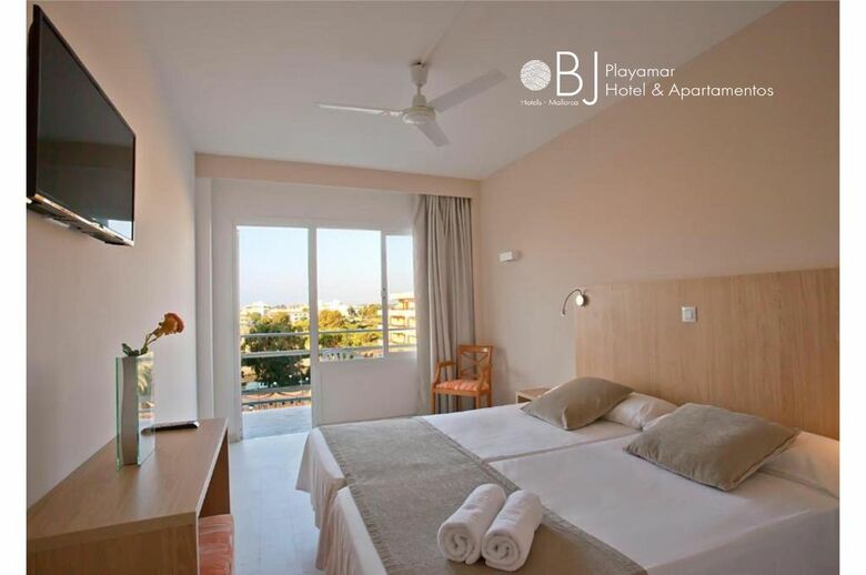 Playamar Hotel & Apartments
