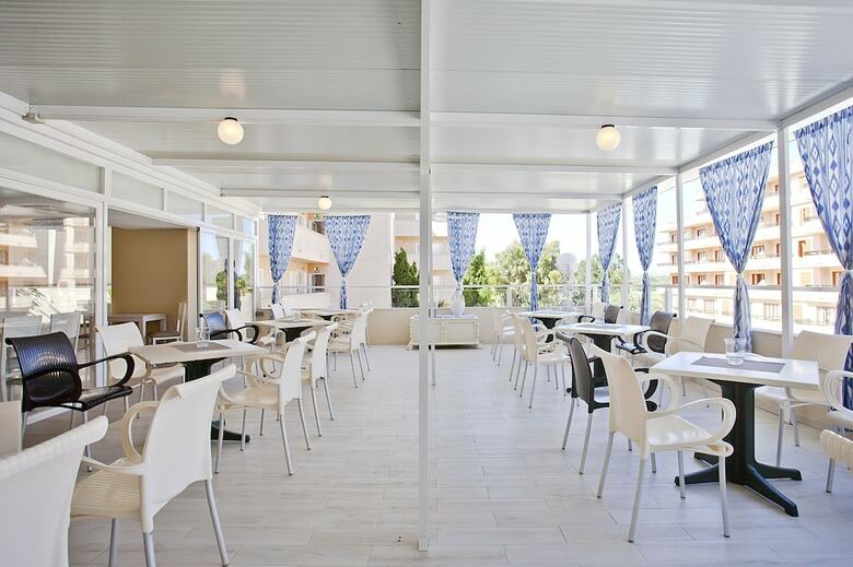 Playamar Hotel & Apartments