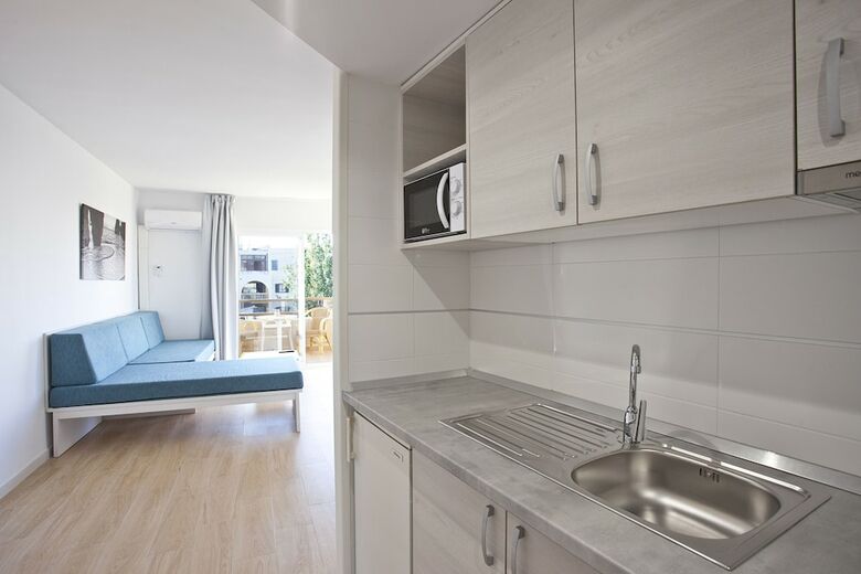 Playamar Hotel & Apartments