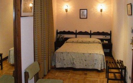 Hotel Castellano I