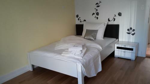 Bed & Breakfast Residence Serviced House