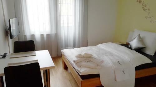 Bed & Breakfast Residence Serviced House