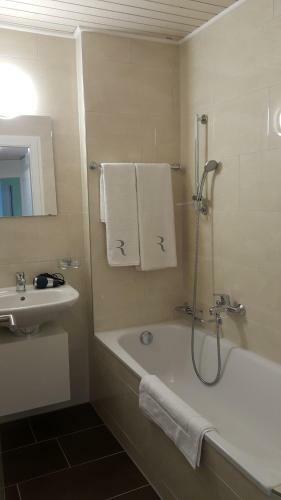 Bed & Breakfast Residence Serviced House