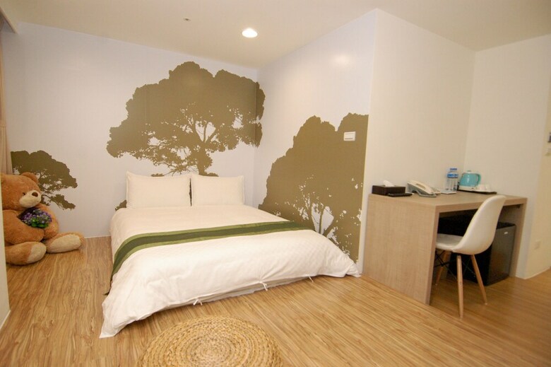 Posada Season 5 Inn