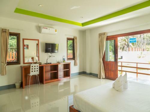 Breeze Bay Villa