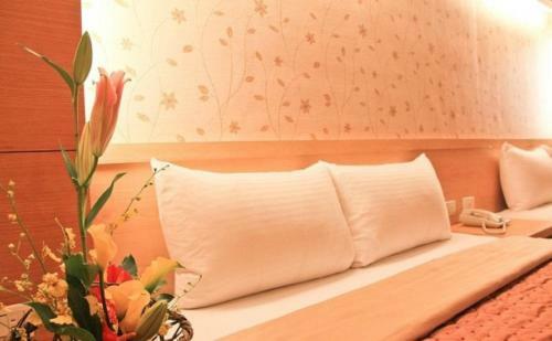 Posada Red Cabin Inn