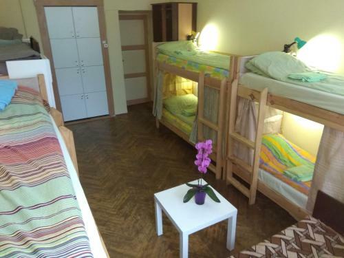 Hostel Drive