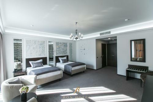 Bon Hotel