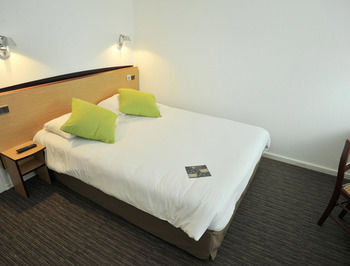 Hotel Campanile Chalons En Champagne - Saint Martin