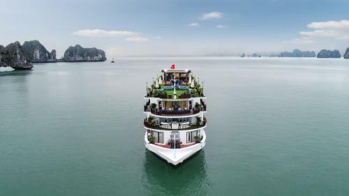 Margaret Cruises