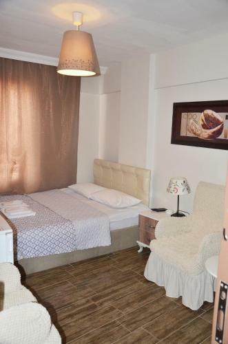 Rooster Hostel