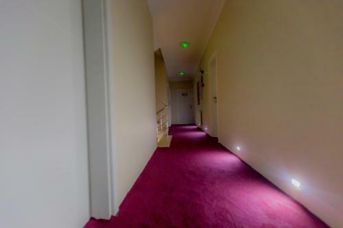 Rosso Hotel