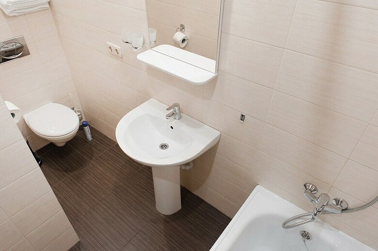 Oplot Hotel