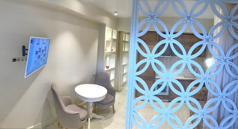 Oplot Hotel