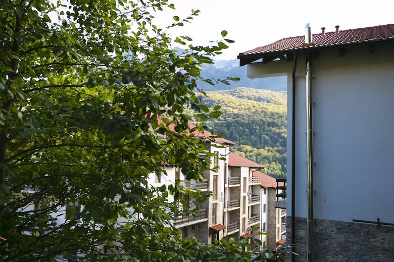 Oplot Hotel