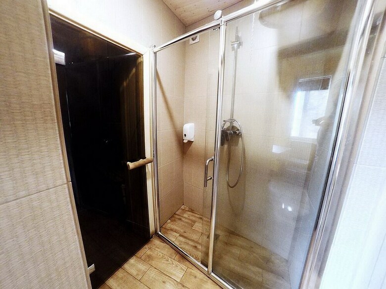 Oplot Hotel
