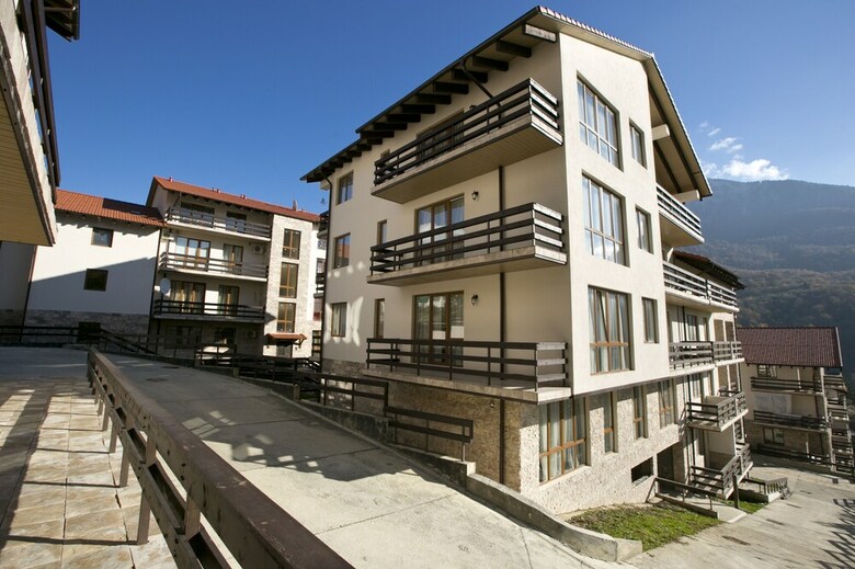 Oplot Hotel