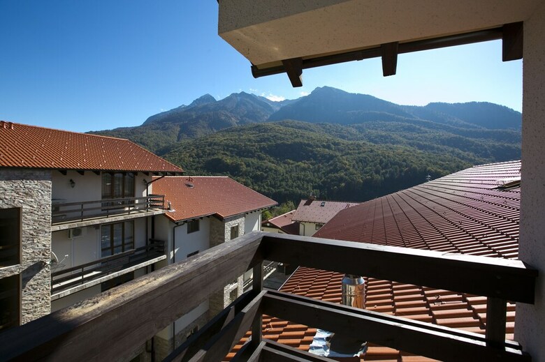 Oplot Hotel