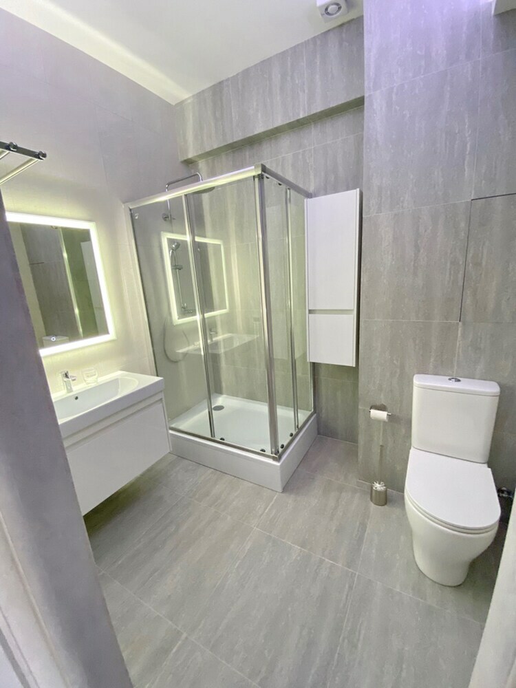 Oplot Hotel