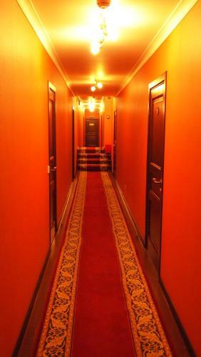 Michelle Hotel