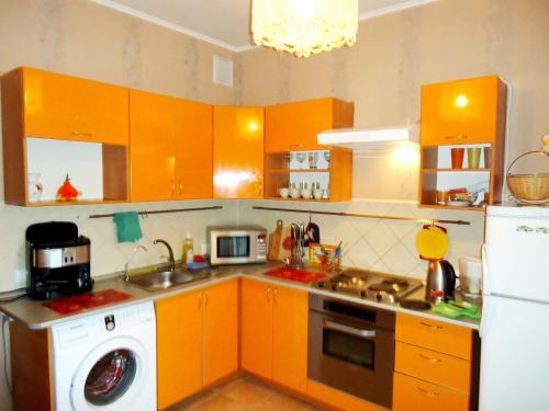 Apartment Aviakonstruktorov 2