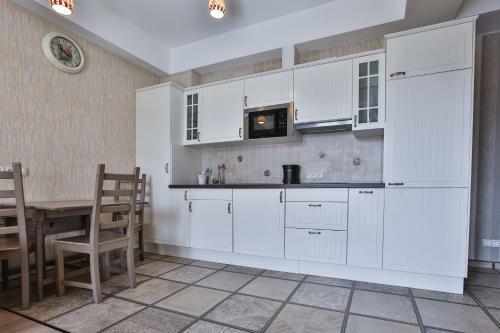 Apartment Romanovskie Na Krasnoy Polyane