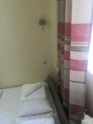 Lowcost Hotel Berison Kamala