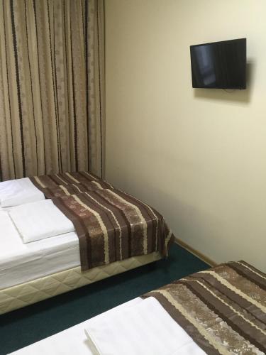 Lowcost Hotel Berison Kamala