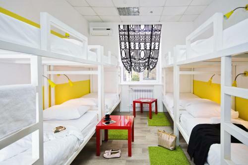 Maxi House Hostel