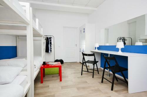 Maxi House Hostel