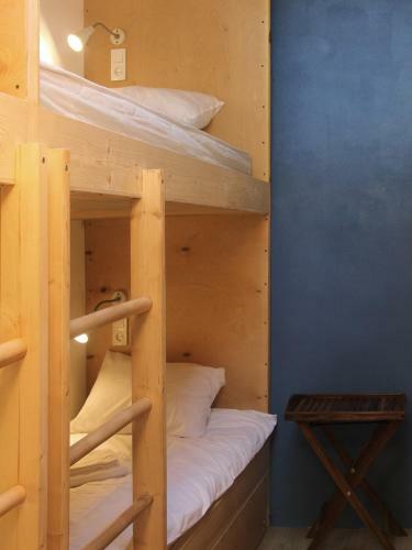 Hq Hostel