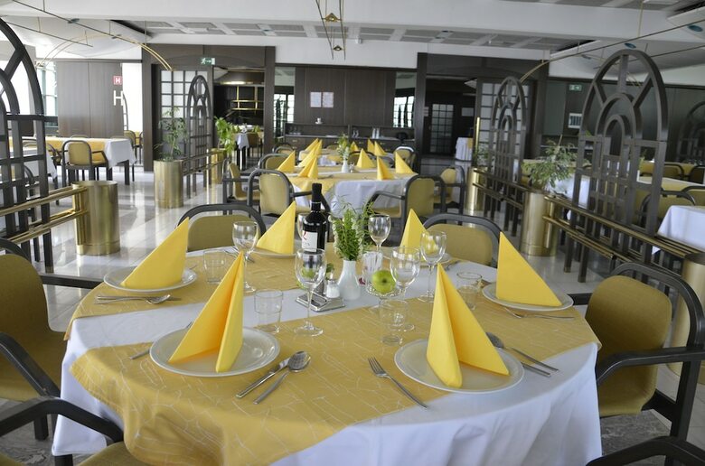 Alp Hotel