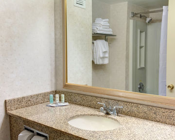 Hotel Comfort Inn And Suites