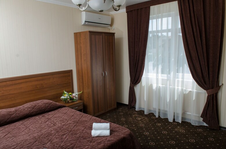 Hostal Granat Hotel