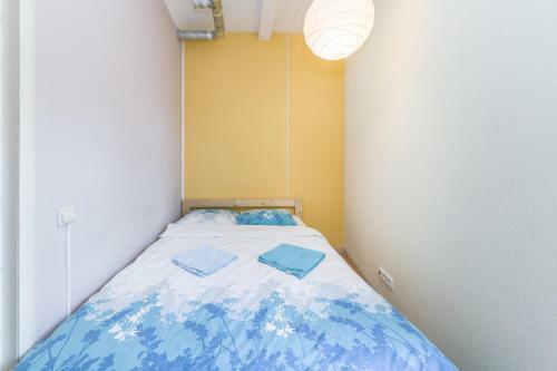 Hostel Whose Suitcase