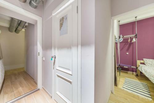 Hostel Whose Suitcase